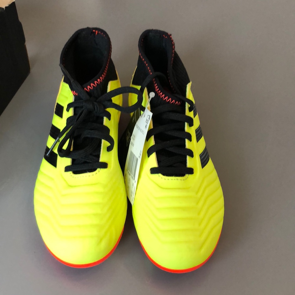 Adidas Predator 18.3 soccer cleats